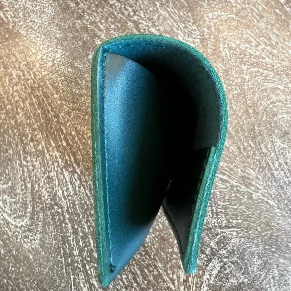 Lacoste Dark Green Sunglasses Holder - Picture 5 of 7